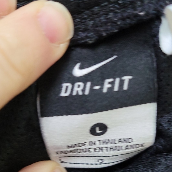 Nike Dri Fit shorts Large USED - Picture 3 of 3